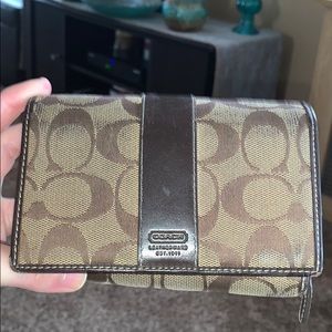 AUTHENTIC Coach Wallet